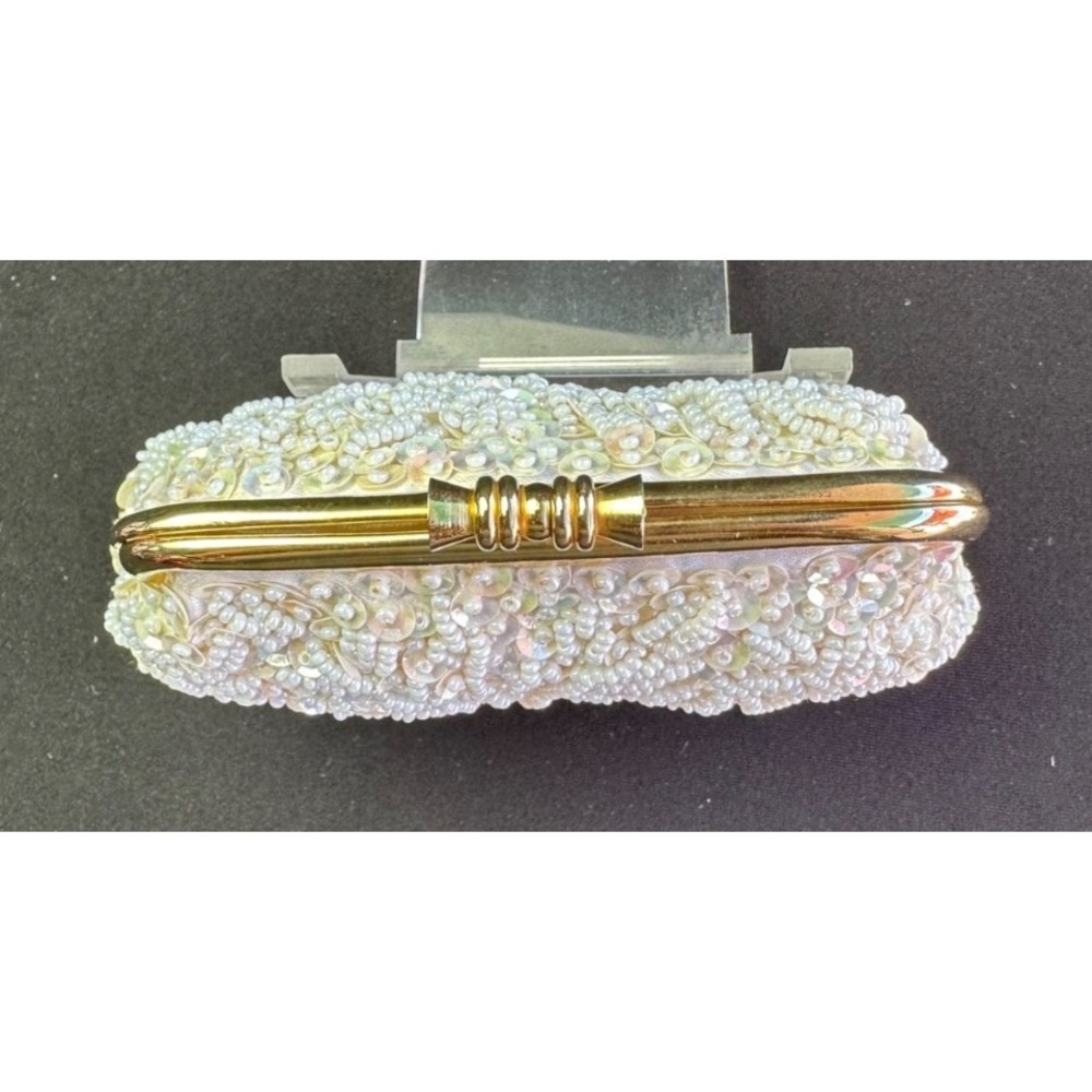 Vintage Hong Kong Iridescent White Beaded Change Purse Coin Pouch Bag 5x3.5 Glam - Picture 3 of 11